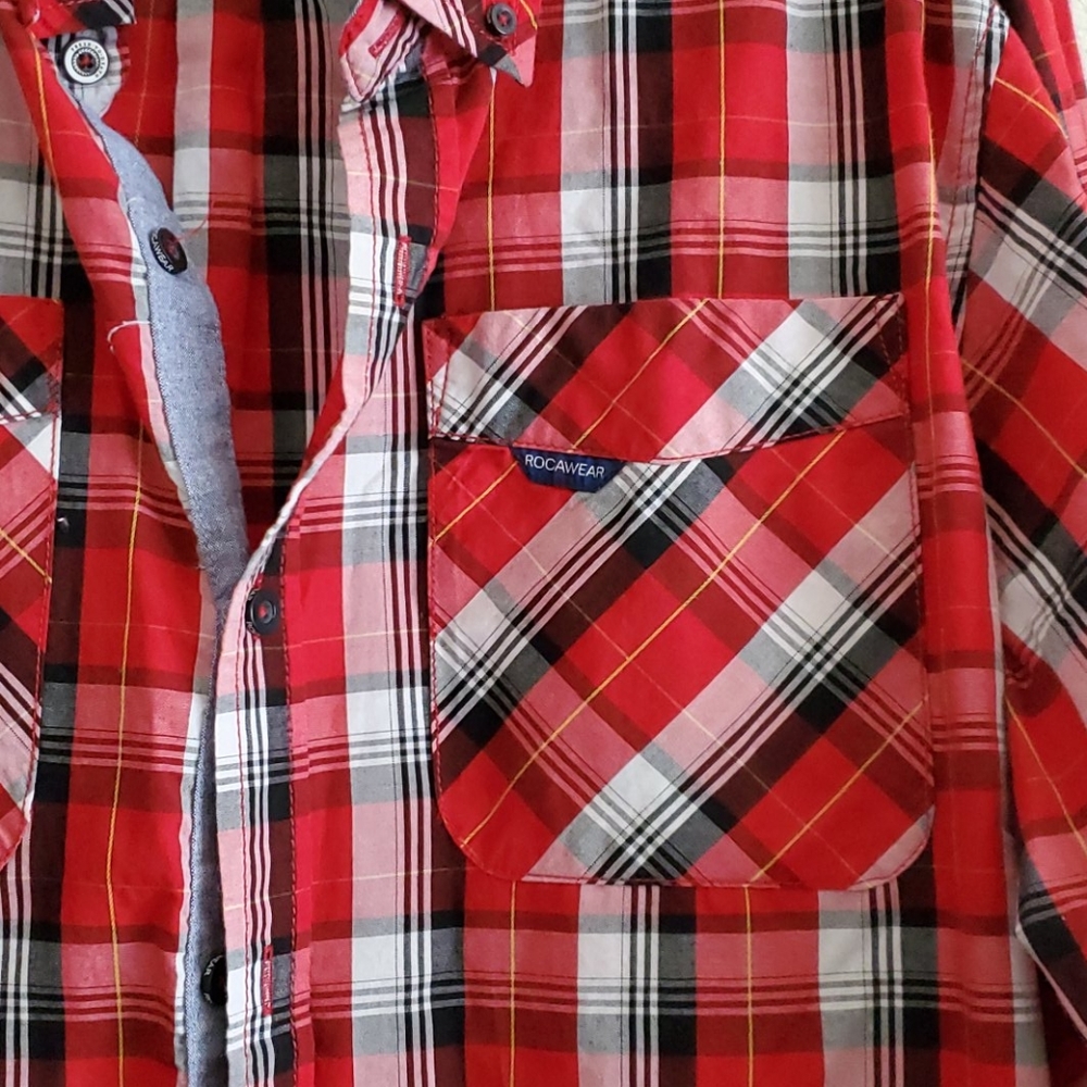 Shirt - Picture 3 of 5